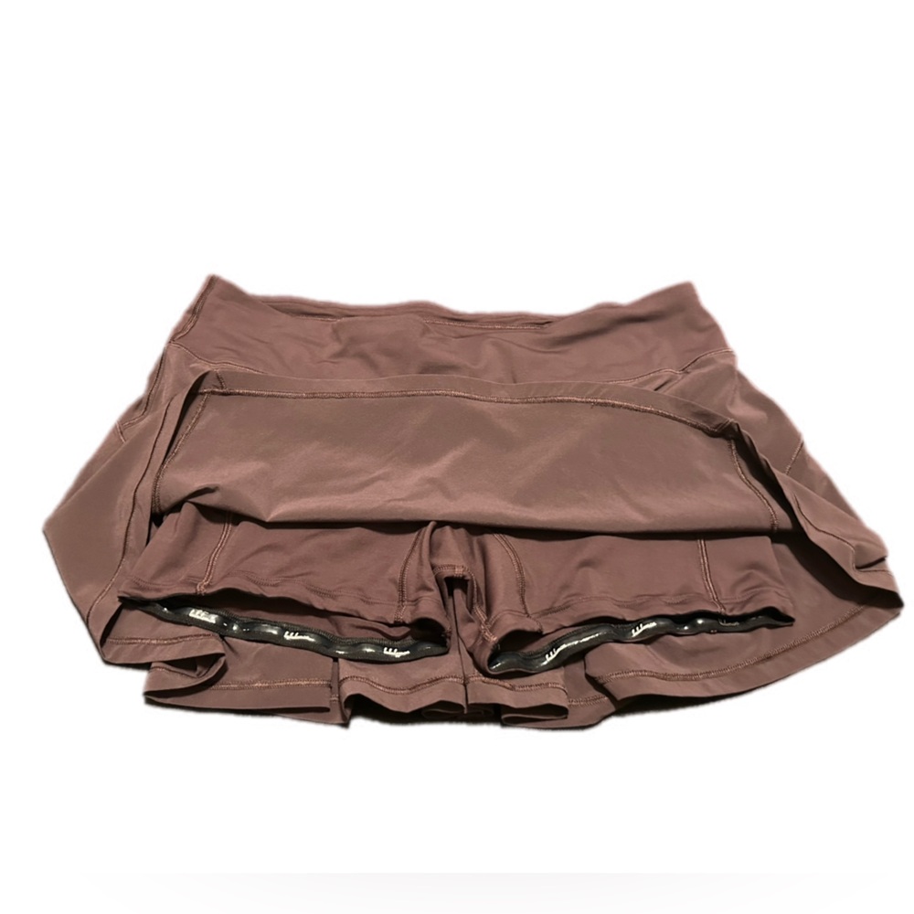 Lululemon skort - Picture 3 of 8